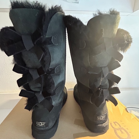 UGG TALL BAILEY BOW - Picture 3 of 5